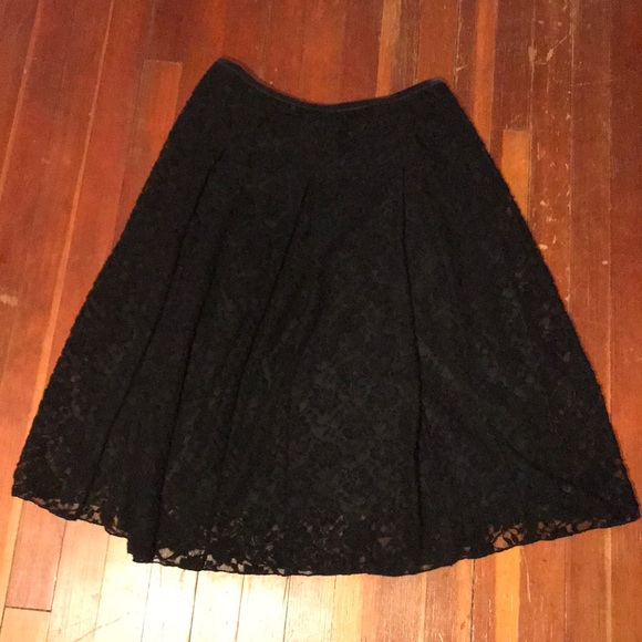 J. Jill Dresses & Skirts - Beautiful Velvet and Lace 3/4 Length Skirt
